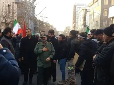 حضور سردار جعفری در مراسم تشییع پیکر سردار سپهبد سلیمانی