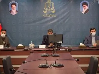 یکی از شگرد‌های بانک‌ها در خلق پول منفی، پرداخت تسهیلات است