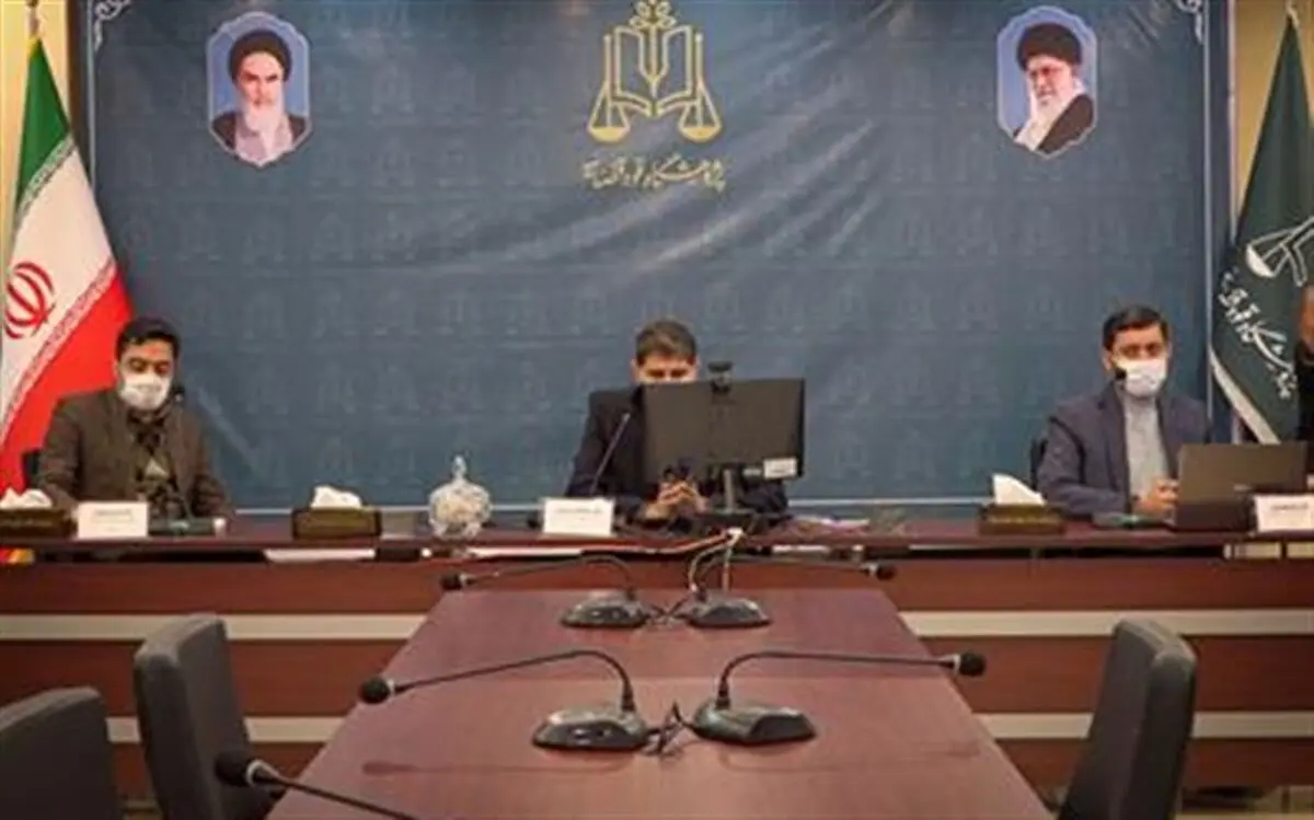 یکی از شگرد‌های بانک‌ها در خلق پول منفی، پرداخت تسهیلات است