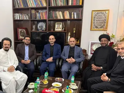 نظر فیلمساز مشهور هندی درباره نقش سینما در افشای چهره استکبار 