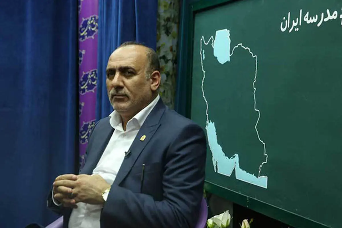 برگزاری پویش ملی «ستارگان آسمان ادب» در مدارس سراسر کشور