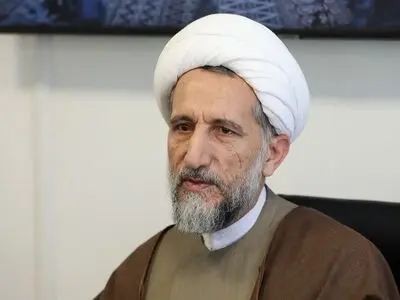 برپایی نماز عید فطر با جلال و معنویت بیشتری همراه شود