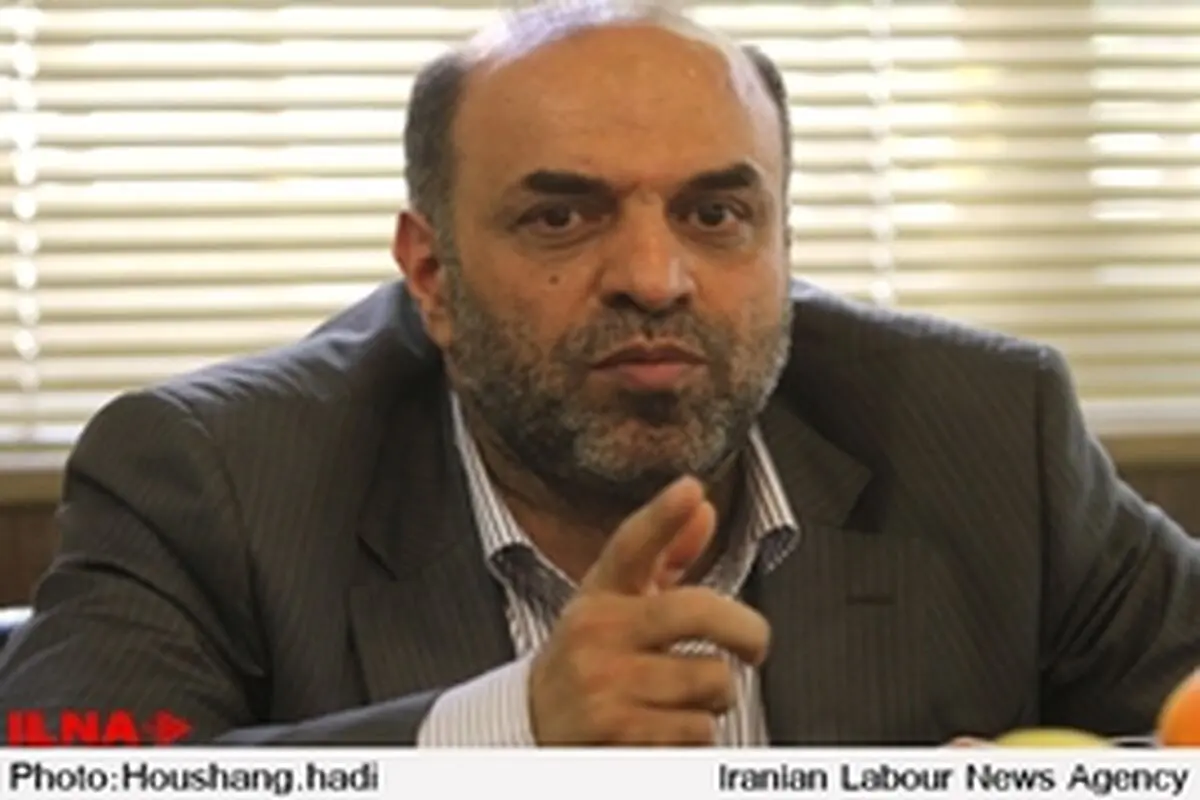 اصلاح‌طلبان پشت روحانی را نباید خالی کنند