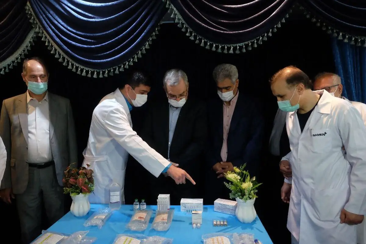 رونمایی از دانش فنی تولید دو محلول جراحی قلب باز داروسازی ثامن
