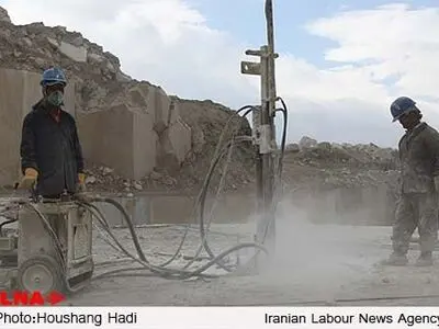 سرنوشت نهایی سهام معدن سنگ آهن بافق هنوز مبهم است