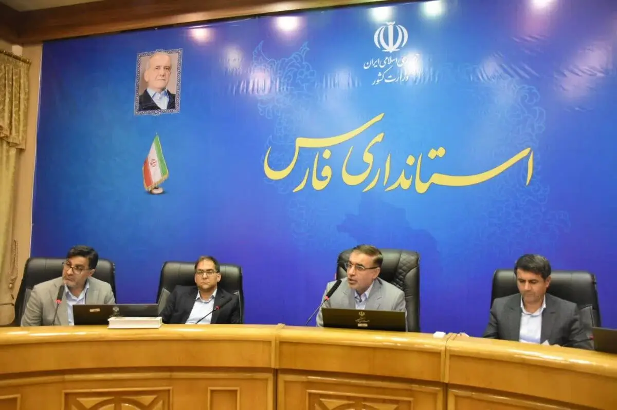 بررسی پرونده ۴ واحد تولیدی در کارگروه تسهیل و رفع موانع تولید فارس