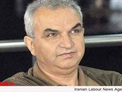 ابوالحسن داوودی: بی‌اهمیت کردن مجوزهای ارشاد، مین‌گذاری در زمین خودی‌ست