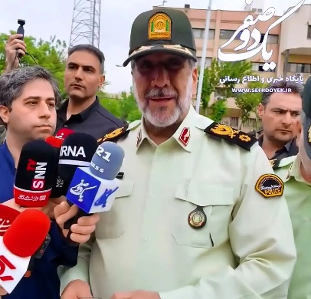 فرمانده انتظامی تهران بزرگ :سارقین با پلاک‌های واقعی به سرقت نمی‌روند و عمدتا از پلاک‌های جعلی و ساختگی سرقتی استفاده می‌کنند + فیلم