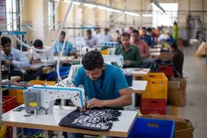 انتشار گزارش هشت کشور نقض‌کننده حقوق کارگران پوشاک توسط «ITUC» 