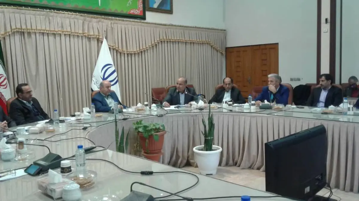 تفاهم نامه های اقتصادی از روی کاغذ خارج و عملیاتی شوند
