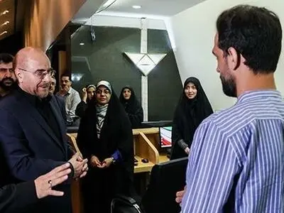 قالیباف در جمع خبرنگاران پارلمانی حضور پیدا کرد