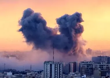 کدام‌یک جنگ در ایران را متوقف می‌کند: تورم یا سیاست؟