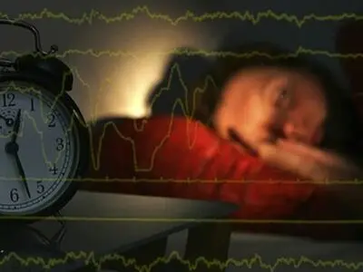 نور آبی و کم‌تحرکی؛ دو عامل پنهان در اختلال خواب زنان

