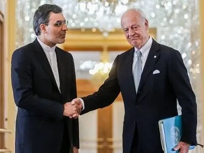 Iran backs any solution regarding by Syrian political group