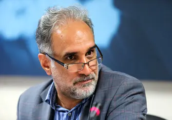 درباره عدم پیوستن به FATF توضیح نمی‌دهند اما مردم باید تبعات آن را تحمل کنند/ برخی برای کنار کشیدن دولت روزشماری می‌کنند/ نمی‌خواهند در این دولت اتفاقات مثبت بیفتد