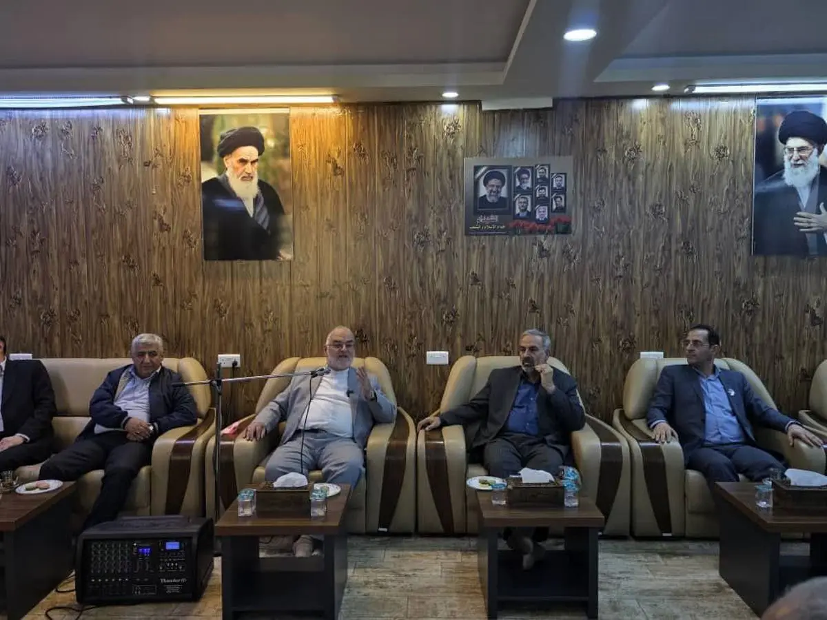 آغاز رودشو گردشگری ایران وعراق در بصره/دیدار با سران طوایف و مذاکره برای اعزام گردشگر به ایران    