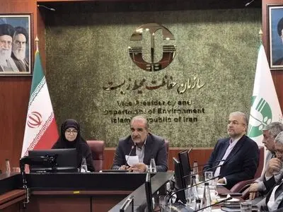 از اجرای قانون هوای پاک تا حقابه تالاب‌ها؛ مهم‌ترین مطالبات نمایندگان از سازمان محیط زیست