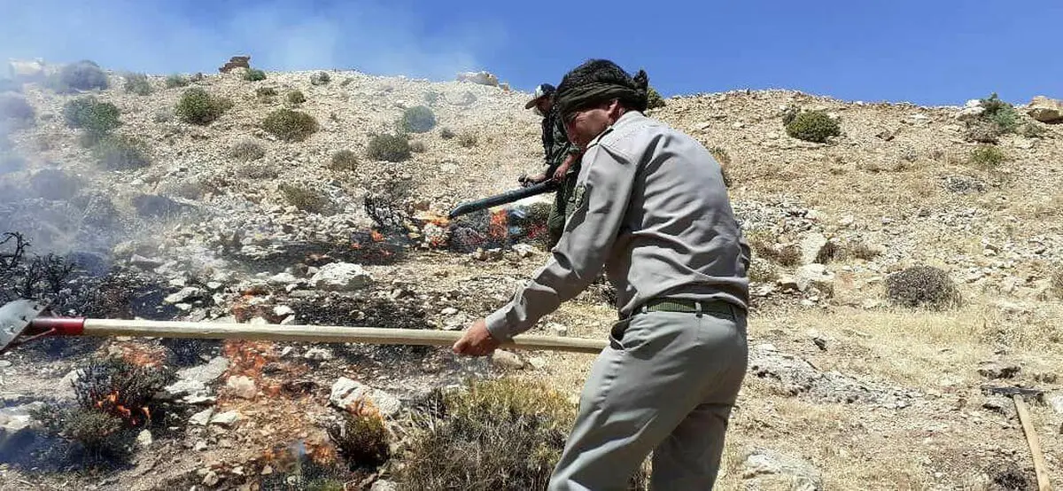 ۱۰ هکتار از مراتع تربت جام در آتش بی‌توجهی یک چوپان سوخت
