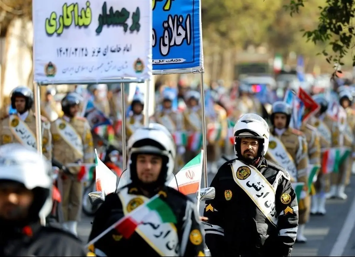 رژه موتورسواران نیروهای مسلح از فرودگاه مهرآباد تا بهشت زهرا (س)