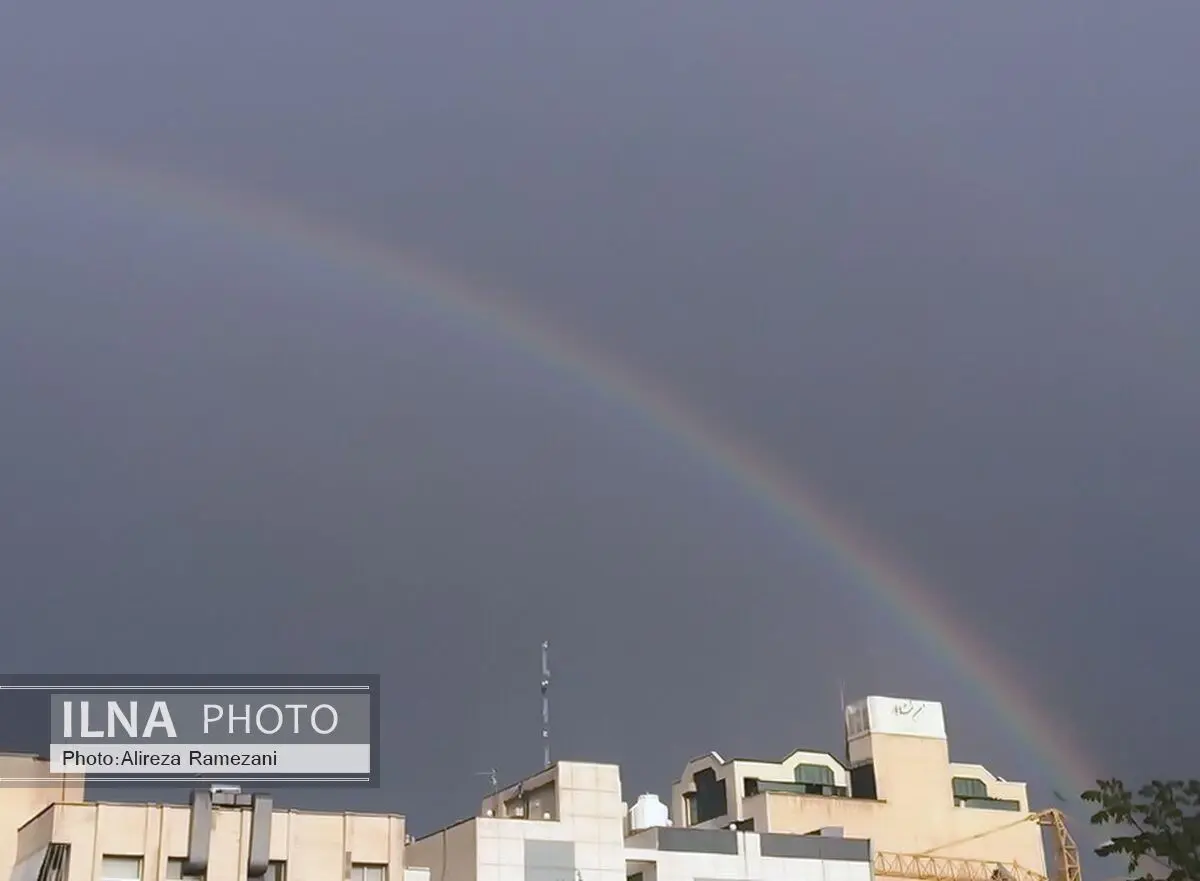 عکس : رنگین کمان زیبای بهاری در تهران 