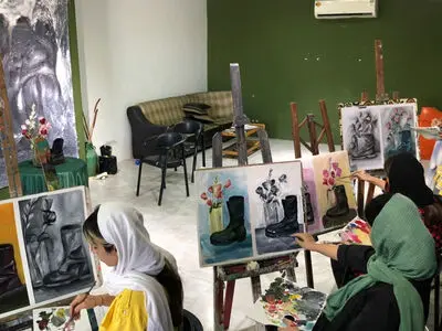 کم‌هنری آموزشگاه‌های هنر در قزوین