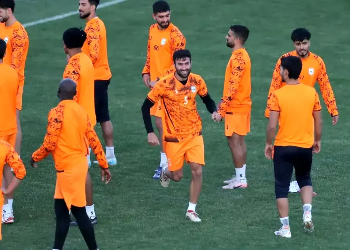 چادرملو به کورس قهرمانی باز می‌گردد؟