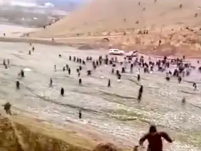 کشاورزان تخار افغانستان به فعالیت معدن طلا اعتراض کردند