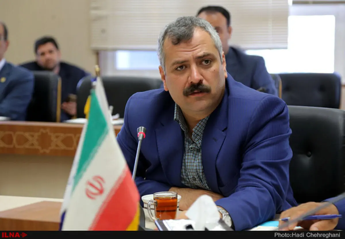 وزیر کار باید ظرفیت‌های مغفول مانده‌ی قانون کار را به اجرا درآورد/ عده‌ای می‌خواهند دختران و پسران مردم را با ماهی یک میلیون تومان به کار بکشند 