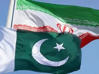 باکستان تطالب ایران بأداء دور نشیط فی ازالة التوتر مع نیودلهی