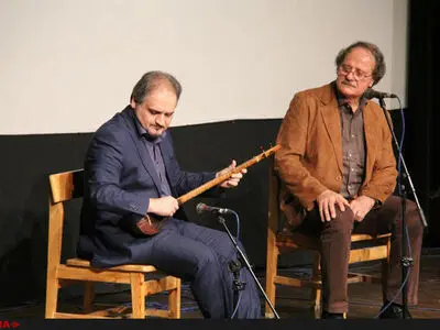 از مرکب‌خوانی جهاندار تا سنتور نوازی میلاد کیایی در"آیین آواز"