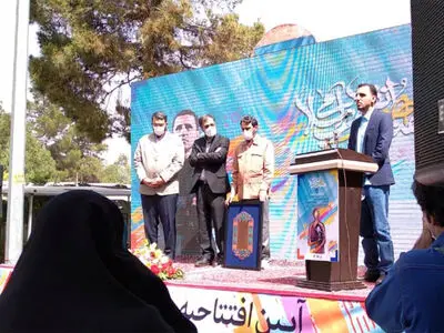 حسن روح الامین به عنوان چهره هنر انقلاب سال ۱۳۹۸ معرفی شد