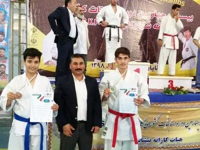 کاراته کارهای تربت حیدریه در مسابقات کشوری شوتوکان درخشیدند