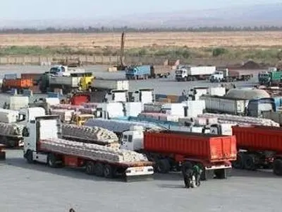 پایداری بازار نیازمند تسهیل واردات از مرزهای زمینی است