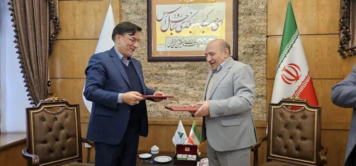 تداوم هم افزایی بین مناطق آزاد/ تفاهم نامه همکاری بین سازمان های مناطق آزاد ماکو و ارس امضا شد