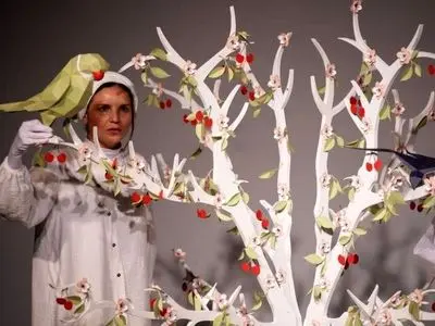 اجرای «درخت گیلاس» مخصوص کودکان 