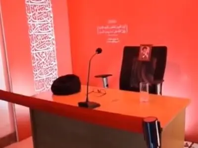 سخنرانی‌های سید حسن نصرالله در همین استودیوی کوچک انجام می‌شد + فیلم