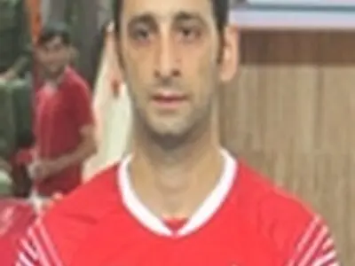 مخالفت باشگاه دبیری با استعفای اصغری‌مقدم