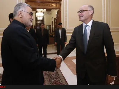 انتقاد از عدم صدور روادید برای اتباع ایرانی علیرغم بازگشایی سفارت انگلیس در تهران 