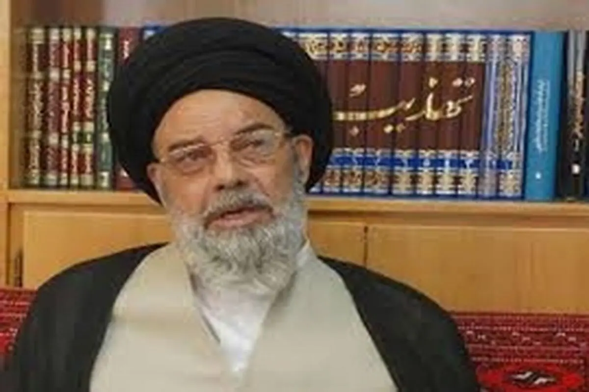 مدیریت در جمهوری اسلامی ایران باید مبتنی بر اصل خدمت گذاری باشد