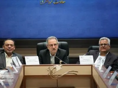 تدوین طرح جامع برای ساماندهی فعالان گردشگری کشور/رایزنی با وزارت اقتصادی برای تسهیلات ویژه