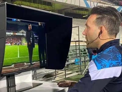 کاظمی داور بازی سپاهان - استقلال شد