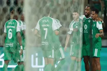 ویدئو: سوپرگل فرانسیسکو ترینکائو با پیراهن الاهلی