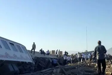 قطار تهران به کرمان از ریل خارج شد