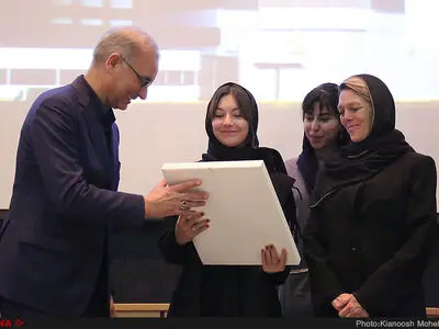 مراسم بزرگداشت پروفسور مزدا