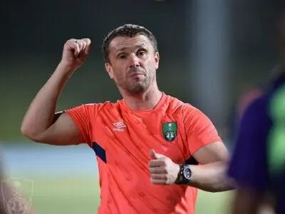 جراحت عجیب بر روی صورت سرمربی الاهلی پیش از دیدار با پرسپولیس(عکس)