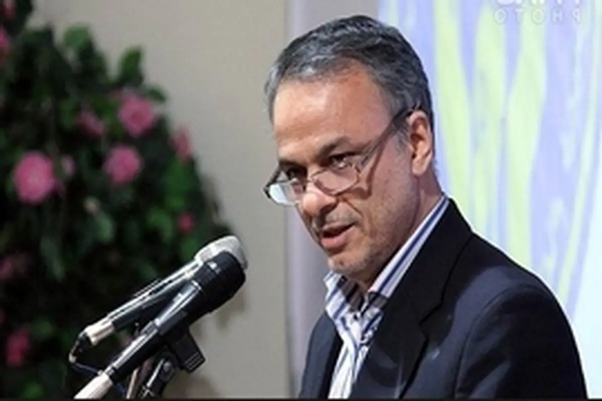 اهل قلم در تعالی فرهنگی اقتصادی تلاش کند