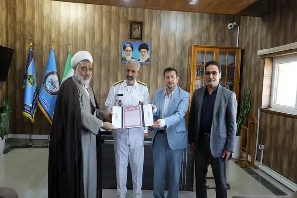 ۳۰ سند مالکیت از اراضی نیروی دریایی ارتش در استان بوشهر صادر شد 
