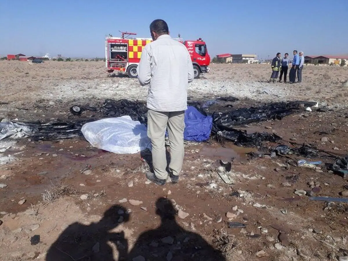 جزئیات حادثه سقوط هواپیمای آموزشی در گرمسار/ اعلام اسامی جانباختگان و تصاویر محل سقوط
