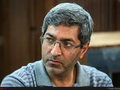 نمی‌توانیم در آبادانِ زیر بمب‌های رها شده؛ پلاکارد بگیریم که بمب برگرد/ما ضدجنگ‌ترین آدم‌های دنیا هستیم/ ژاپنی‌ها گفتند بخشش را باید از ایرانی‌ها یاد بگیریم