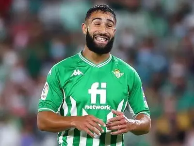 ستاره رئال بتیس در رادار بارسلونا